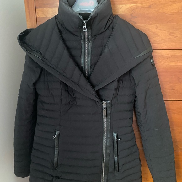 Black Rudsak winter jacket. Good up until -10C. In good condition. - Picture 2 of 4